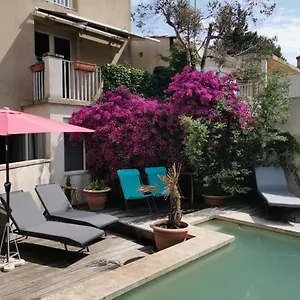 https://les-studios-de-marie.aixenprovencehotels.org